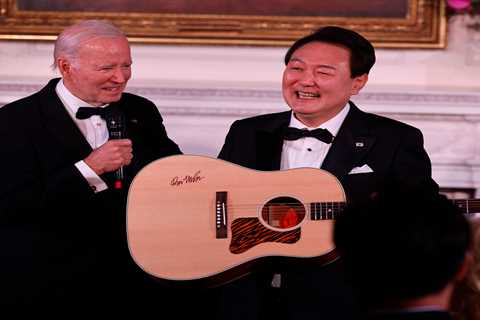 South Korea's President Yoon praised himself for singing 'very well' after launching into a..