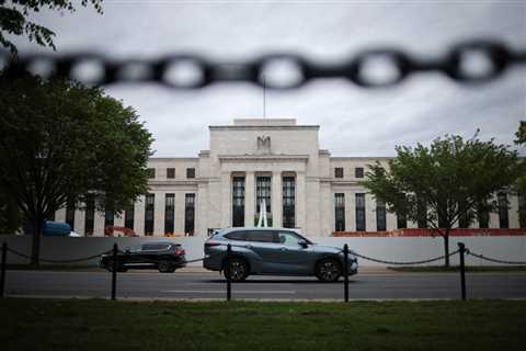 Fed’s Latest Interest Rate Hike Threatens Midsize Banks