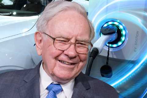 'We Don't Want To Compete With Elon': Warren Buffett Praises Tesla CEO, But These EV ..