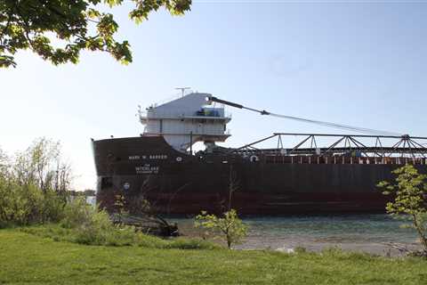 Ship happens: Cargo vessel stranded on Belle Isle shoreline