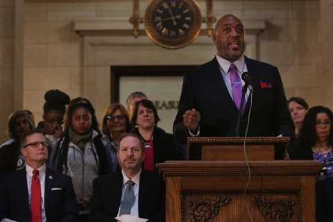 Cleveland City Council passes historic lead poisoning prevention bill