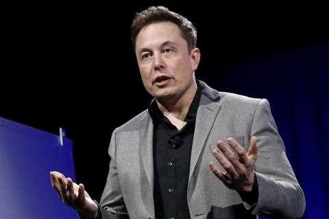 Elon Musk rang the alarm on house prices and commercial real estate this week. Here's why..