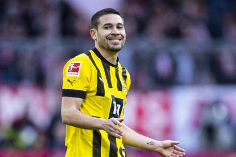 Bayern Munich’s front office interested in Borussia Dortmund’s Raphael Guerreiro