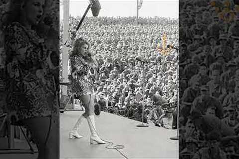 Ann Margret Loves the Troops #shorts #annmargret