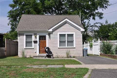 The Vanishing American ‘Starter Home’