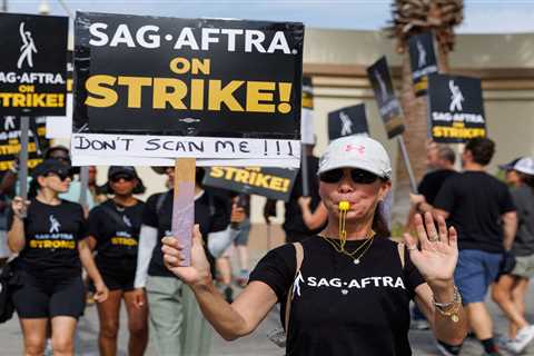 Hollywood sheds 17,000 jobs in August amid ongoing strikes – NBC Bay Area