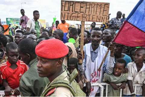 Land, air and sea borders reopened in Gabon after the coup – •