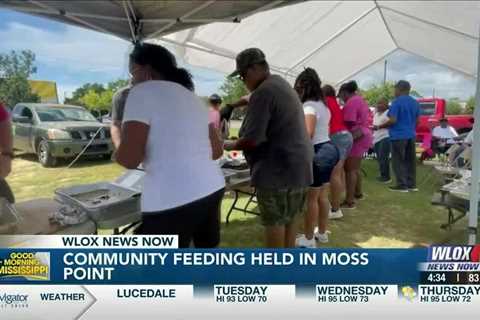 Community feeding held in Moss Point in celebration of Labor Day