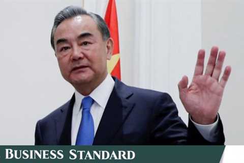 China’s Wang Yi visits Russia ahead of a possible meeting between Xi and Putin