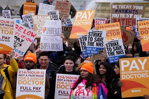 Doctors and Nurses May Be Forced to Work During Strikes Under New Government Plans