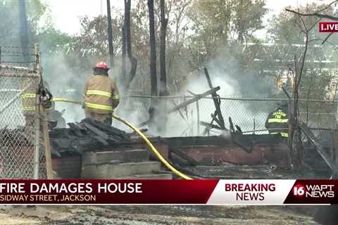 2 houses burn on Sidway Street