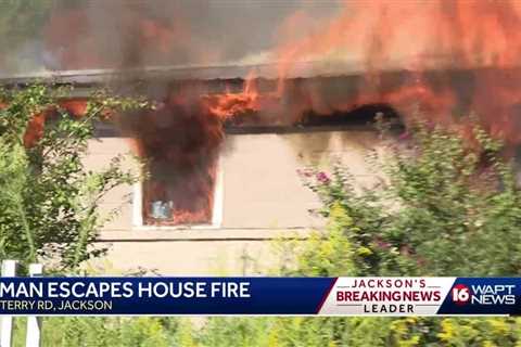 Man escapes house fire