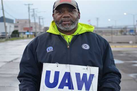 After UAW’s tentative deal with Ford, other striking workers are ‘cautiously optimistic’ ⋆