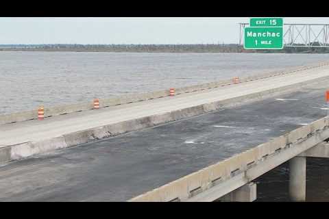 I-55 requires partial replacement at fatal crash site, repairs to take two weeks