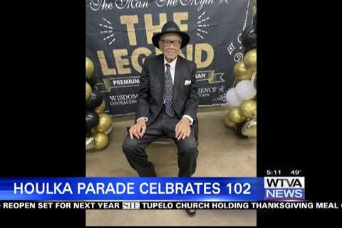 Houlka community celebrates a special birthday with a parade