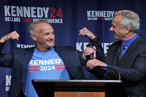 Kennedy's super PAC aims to woo voters with 30-minute infomercial