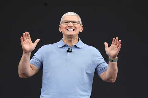 Apple CEO Tim Cook says these 6 books shaped him