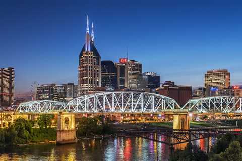 Nashville added nearly 100 new residents per day in 2022. Here’s why people are moving to Music..