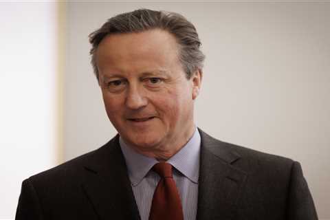 David Cameron warns of Putin's threat and emphasizes the need to stop him in Ukraine