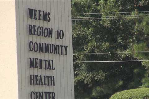 Local mental health center gives tips to those struggling with their mental health during the hol…