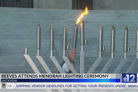 Menorah lighting ceremony held at Mississippi State Capitol