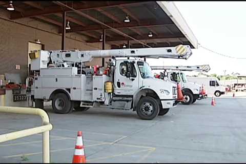 Entergy crews on standby as freezing winter weather continues