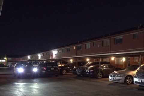 Man who pulled gun on firefighters responding to medical call at SW Houston apartment complex ch…