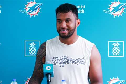 Miami Dolphins QB Tua Tagovailoa surprises Purple Heart recipient with Super Bowl trip