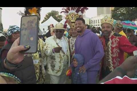 Jameis Winston celebrates Lundi Gras at the Spanish Plaza