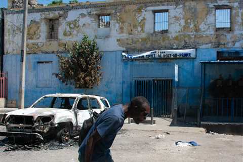 Haiti Prime Minister to Return Home to Quell Gang Violence