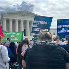 Supreme Court justices appear split over whether to protect abortion care during emergencies •