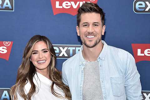 JoJo Fletcher Opens Up About Her and Jordan Rodgers’ ‘Work Dynamic’ – Hollywood Life