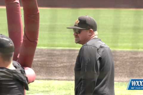 PRCC head baseball coach grabs 400th career victory