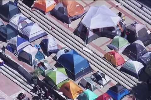 Pro-Palestinian protest continues at UC Berkeley – NBC Bay Area