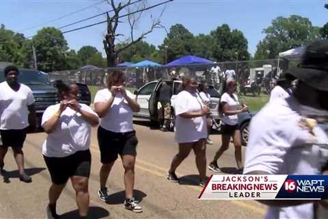 Hundreds gather for parade honoring Medgar Evers