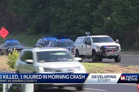 1 killed in Highway 49 wreck