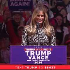 Melania Trump Dazzles Madison Square Garden in New York City – Crowd Goes Wild as First Lady Takes..