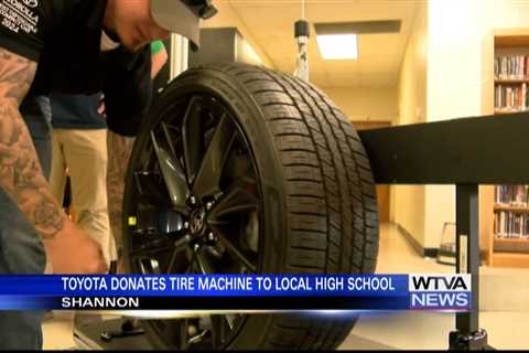 Toyota donates mobile tire changing station to Shannon High School