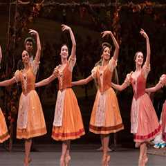 The Ultimate Guide to Dressing for a Theater Performance in Pinellas County, Florida