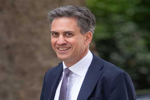 The Cost of Net Zero: Navigating Complexities in UK Energy Transition