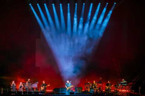 Venezuela Fury Makes Instagram Official with Boyfriend at Races