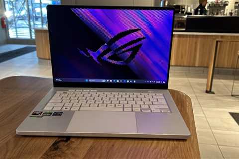 Robotics Chief from Apple Joins Meta, Led by Zuckerberg