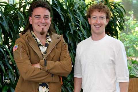 Zuckerberg and Luckey Join Forces for Army Combat Goggles Contract