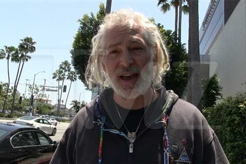 Smart Glasses by Mark Zuckerberg to Unlock ‘Superintelligence’