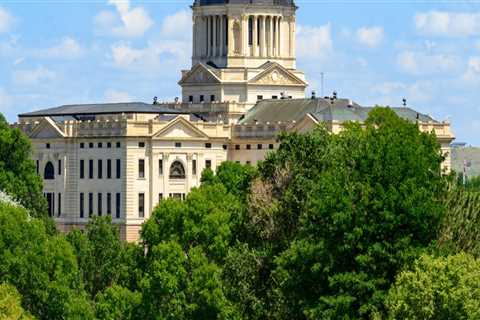 The Importance of Reporting Requirements for Political Committees in Western Oregon