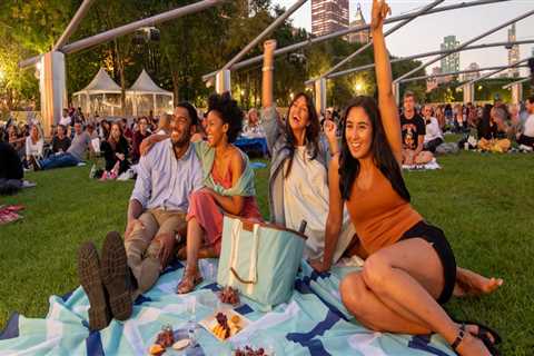 The Evolution of Chicago’s Food Festivals: Past and Present